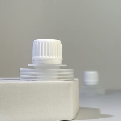 درپوش پیچی پلاستیکی 16 میلی متری PE قابل حمل و بادوام با درپوش های لوله ای بالایی برای مواد غذایی ایمن برای بسته بندی انعطاف پذیر نوشیدنی ها